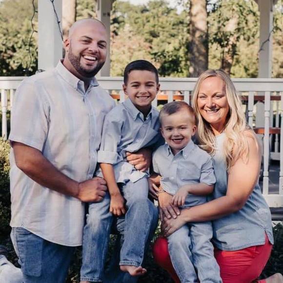 Meet your Posher, Sean - Picture 1 of 1